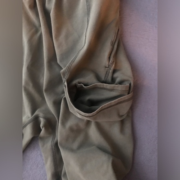 FP Movement Hot Shot Pants- multiple pockets! - Picture 6 of 16